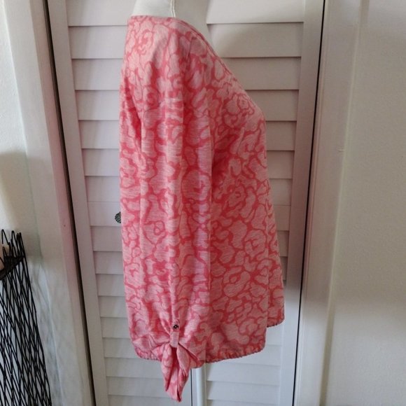 Columbia womens roll tab sleeve tie bottom athletic top Sz L - Picture 3 of 9